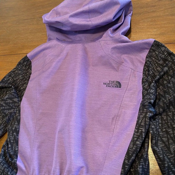 The North Face Women's Dyvinity Running Jacket in Purple B1031 Size S Hooded - Picture 5 of 16